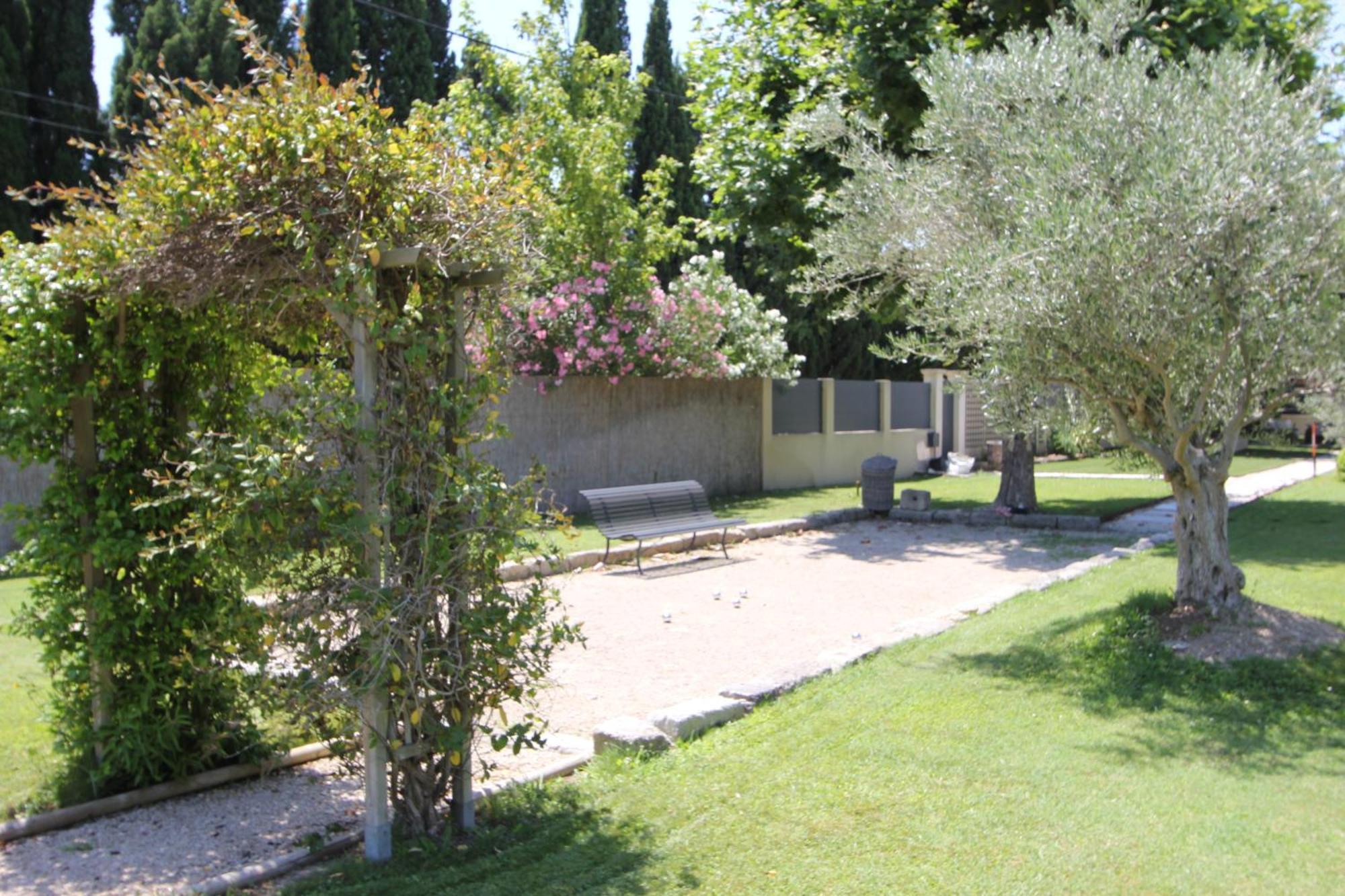 Mas Paloma Rognonas Exterior foto